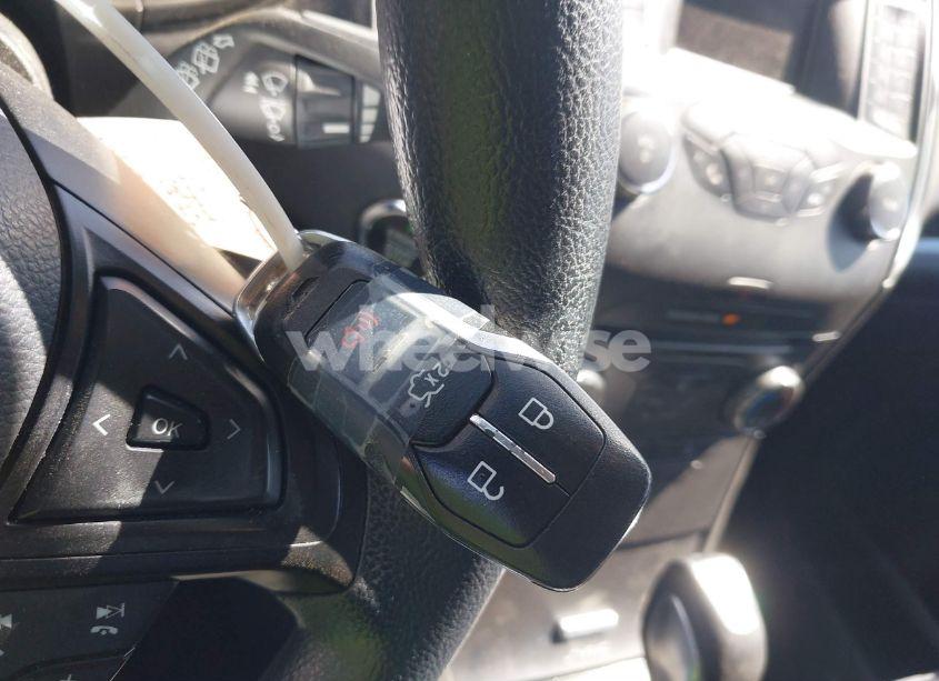 Photo 11 of 2015 Ford Edge SE (VIN 2FMTK3G80FBC33240)