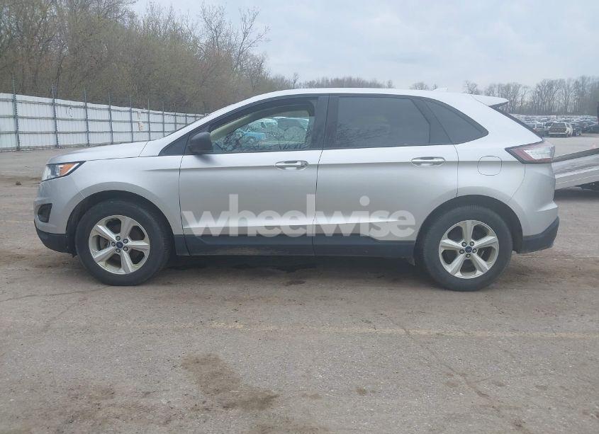 Photo 14 of 2015 Ford Edge SE (VIN 2FMTK3G88FBB39459)