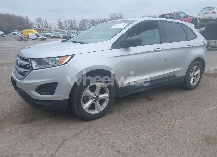 Photo 2 of 2015 Ford Edge SE (VIN 2FMTK3G88FBB39459)