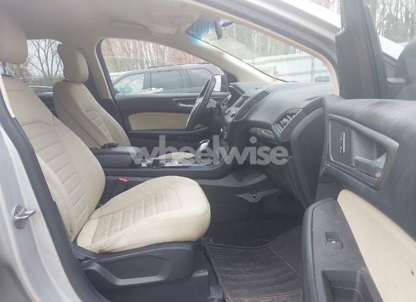 Photo 5 of 2015 Ford Edge SE (VIN 2FMTK3G88FBB39459)