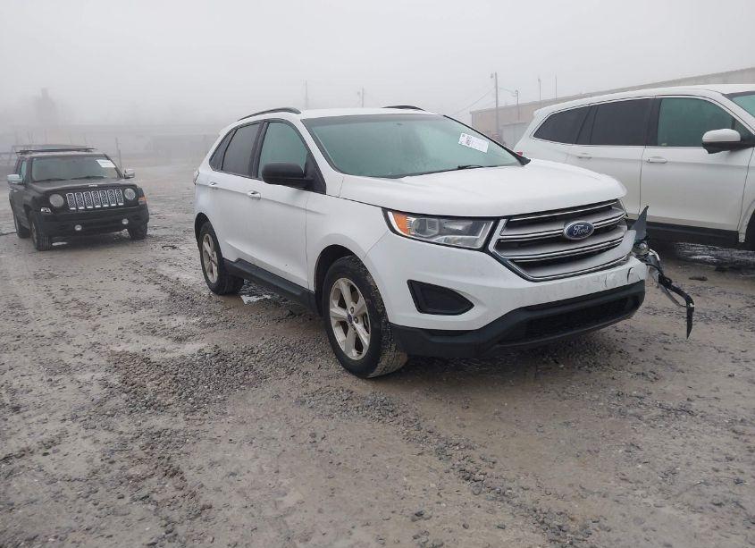 2015 Ford Edge SE (VIN 2FMTK3G89FBB37378) main photo