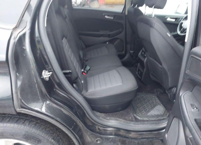 Photo 8 of 2015 Ford Edge SE (VIN 2FMTK3G91FBC37998)