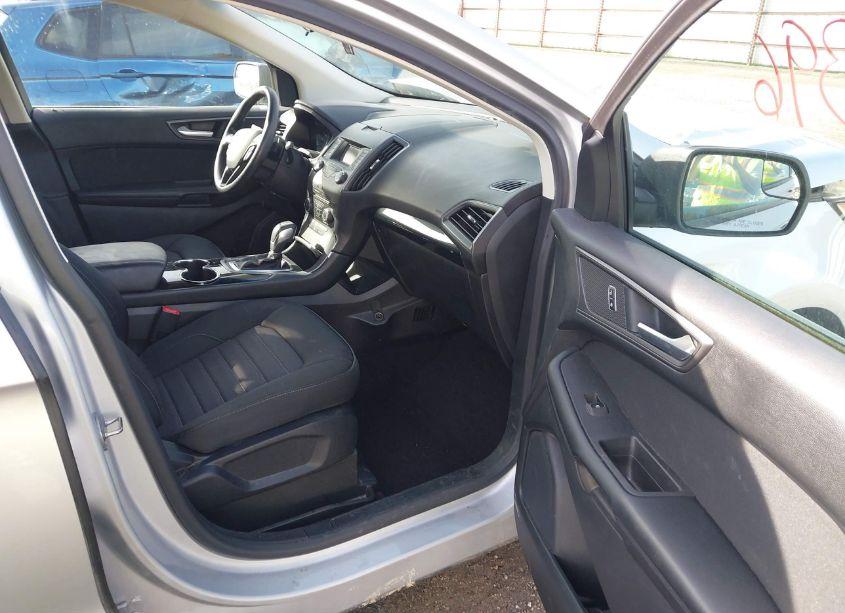 Photo 5 of 2015 Ford Edge SE (VIN 2FMTK3G92FBC30624)