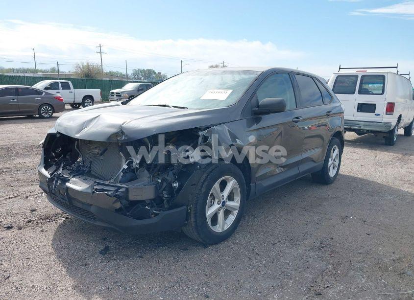 Photo 2 of 2015 Ford Edge SE (VIN 2FMTK3G94FBB43520)