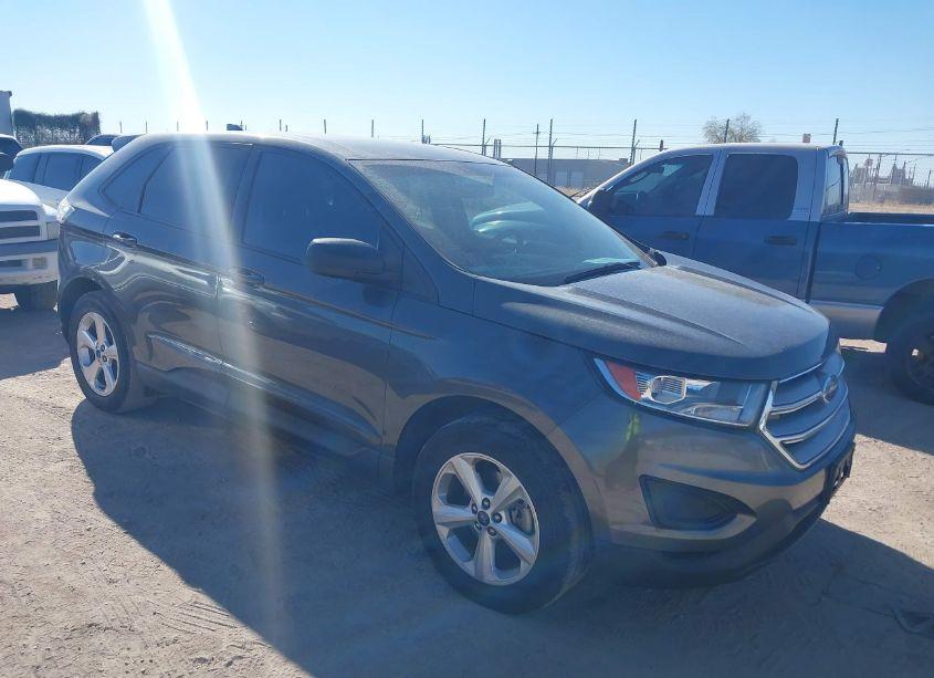 2015 Ford Edge SE (VIN 2FMTK3G95FBC33971) main photo