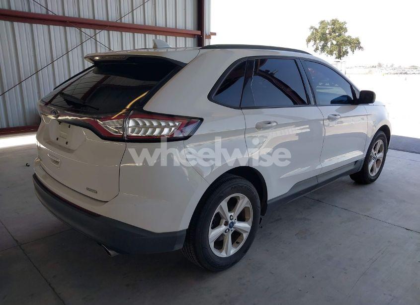 Photo 4 of 2015 Ford Edge SE (VIN 2FMTK3G96FBC35244)
