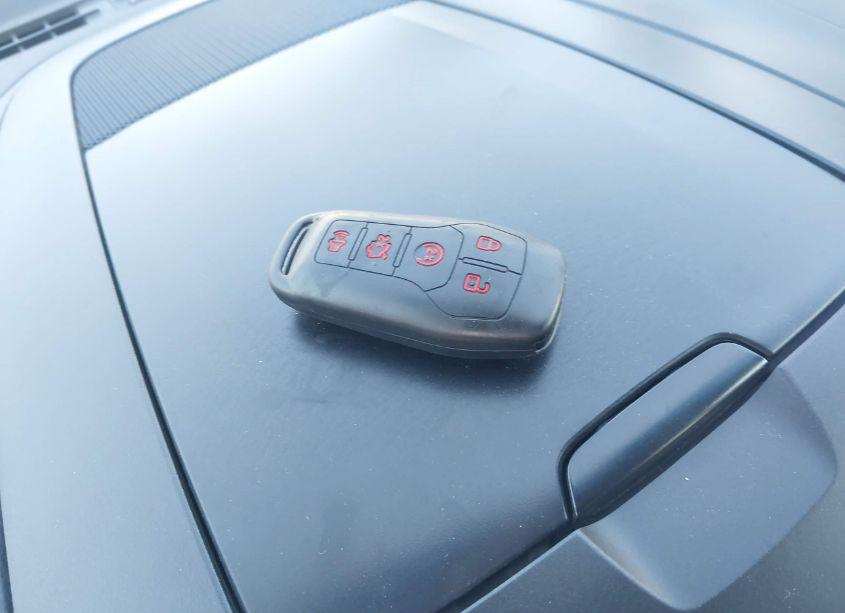 Photo 11 of 2015 Ford Edge SEL (VIN 2FMTK3J8XFBB13129)