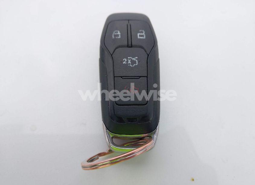 Photo 11 of 2015 Ford Edge SEL (VIN 2FMTK3J93FBB64187)