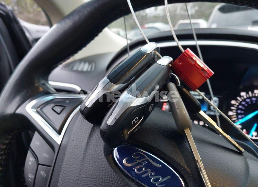 Photo 11 of 2015 Ford Edge SEL (VIN 2FMTK3J9XFBB32174)