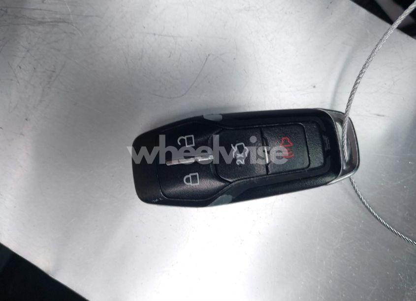 Photo 11 of 2015 Ford Edge SE (VIN 2FMTK4G88FBB90305)