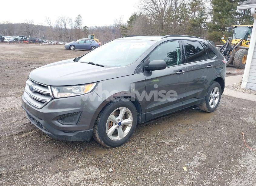 Photo 2 of 2015 Ford Edge SE (VIN 2FMTK4G88FBB90305)