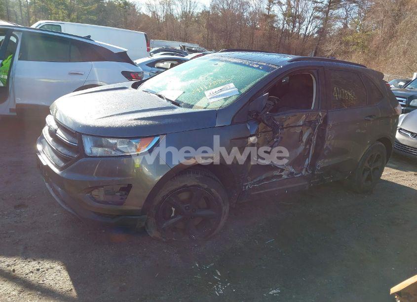 Photo 2 of 2015 Ford Edge SE (VIN 2FMTK4G97FBB78395)