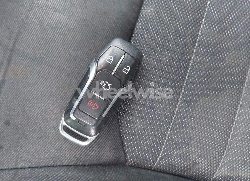 Photo 11 of 2015 Ford Edge SE (VIN 2FMTK4G98FBC01490)