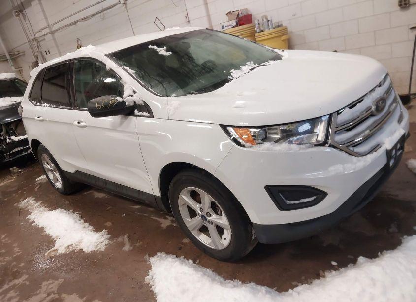 2015 Ford Edge SE (VIN 2FMTK4G99FBB43082) main photo