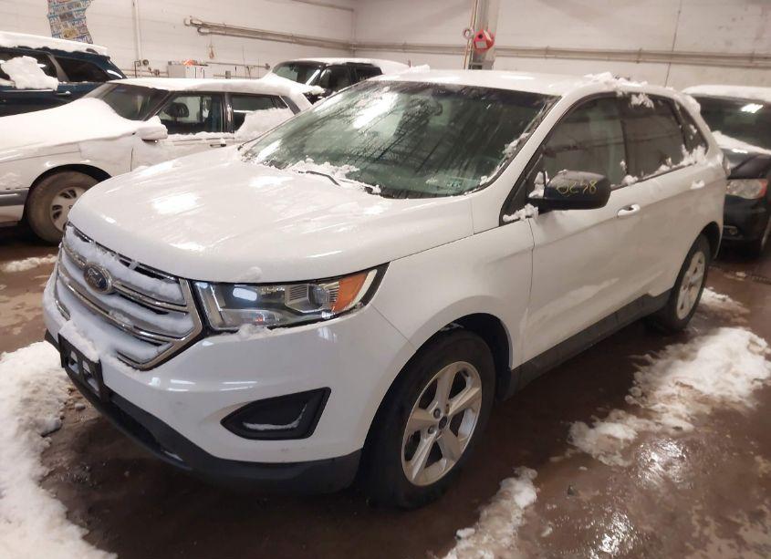 Photo 2 of 2015 Ford Edge SE (VIN 2FMTK4G99FBB43082)