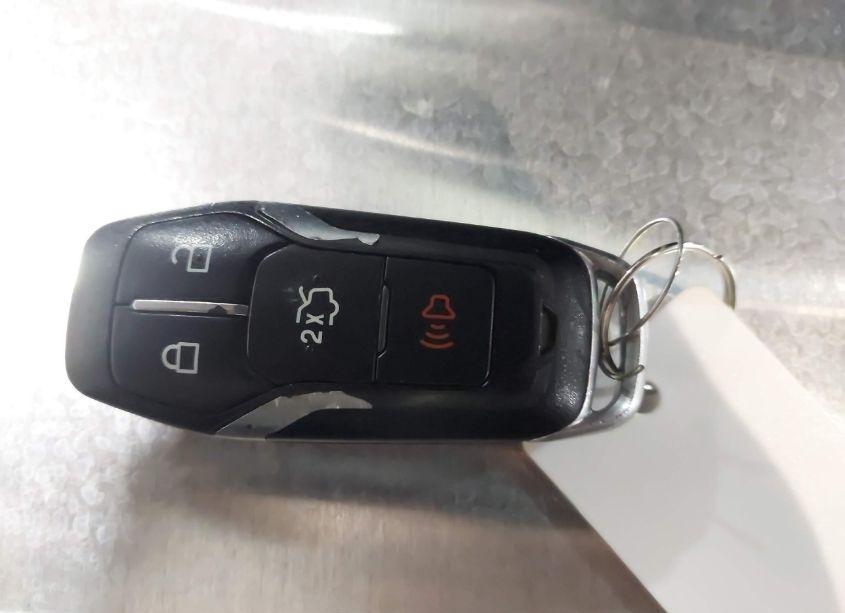 Photo 11 of 2015 Ford Edge SEL (VIN 2FMTK4J85FBB23170)