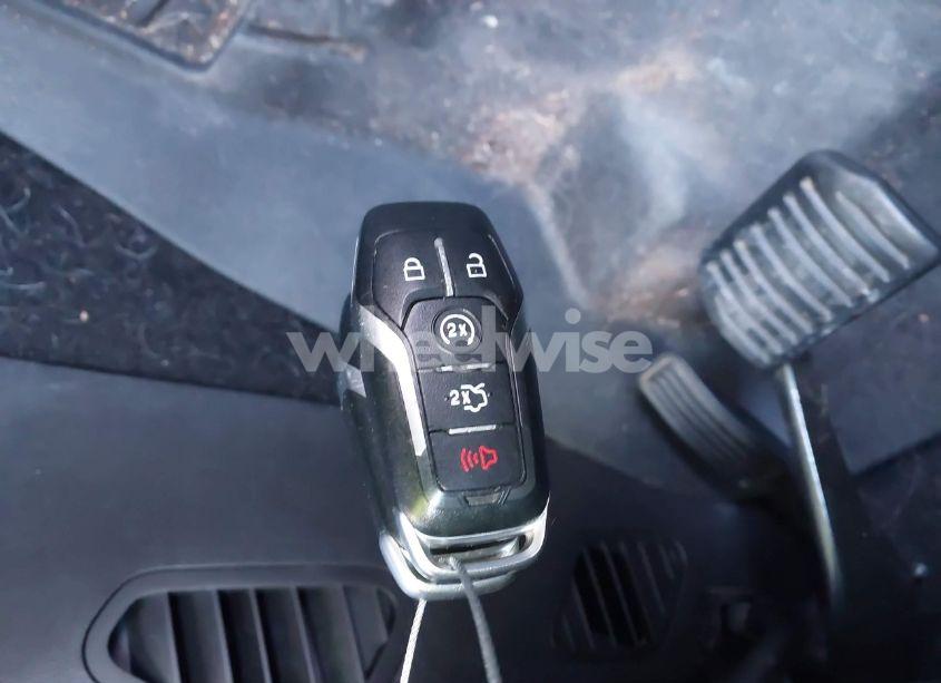 Photo 11 of 2015 Ford Edge SEL (VIN 2FMTK4J85FBC06243)