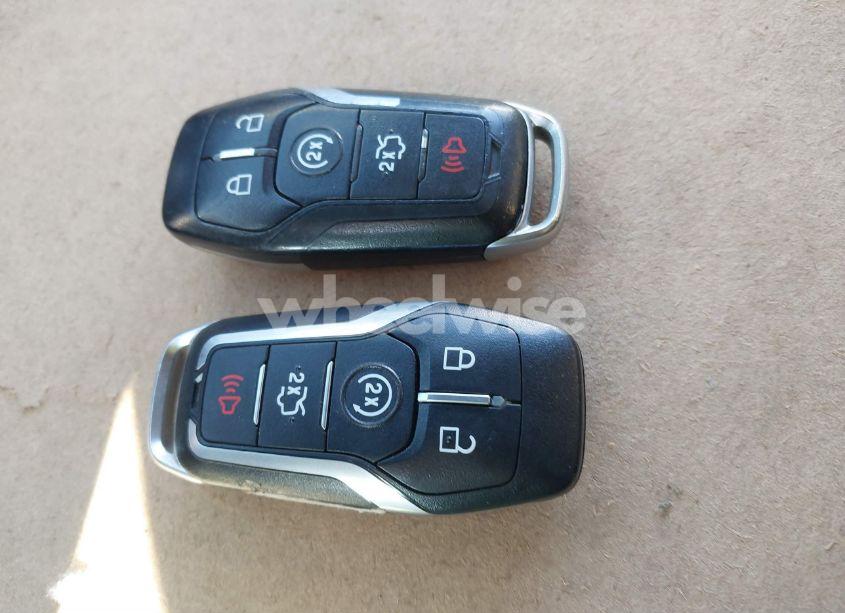 Photo 11 of 2015 Ford Edge SEL (VIN 2FMTK4J92FBC34400)