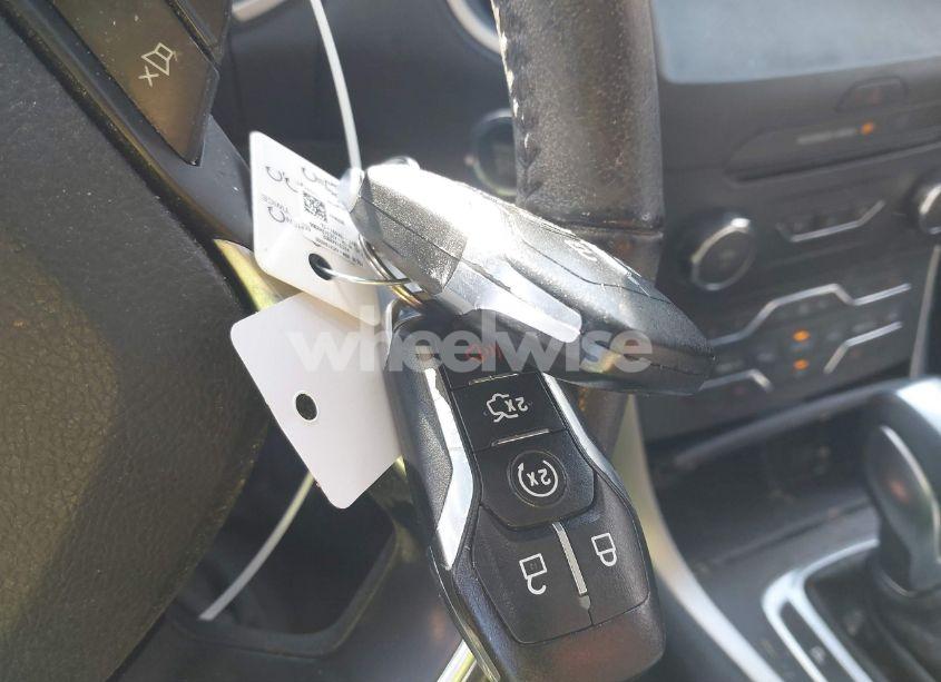 Photo 11 of 2015 Ford Edge SEL (VIN 2FMTK4J99FBB88600)