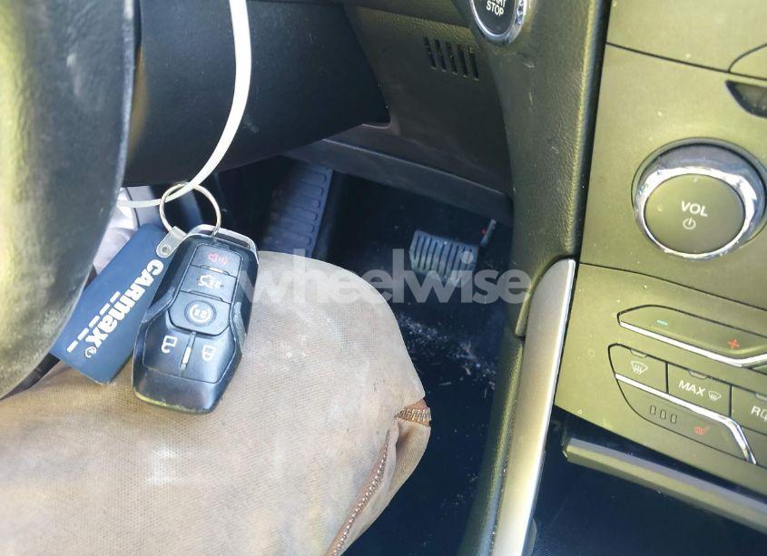 Photo 11 of 2015 Ford Edge SEL (VIN 2FMTK4J99FBC15620)