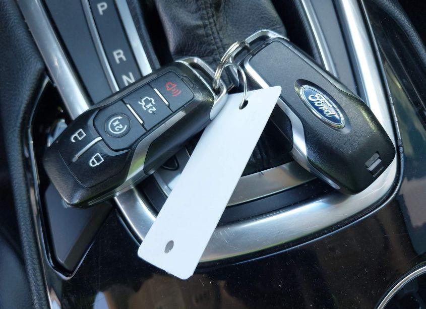 Photo 11 of 2015 Ford Edge TITANIUM (VIN 2FMTK4K81FBC26679)