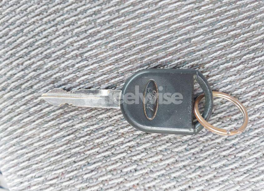 Photo 11 of 2002 Ford Windstar LX (VIN 2FMZA50432BB39833)