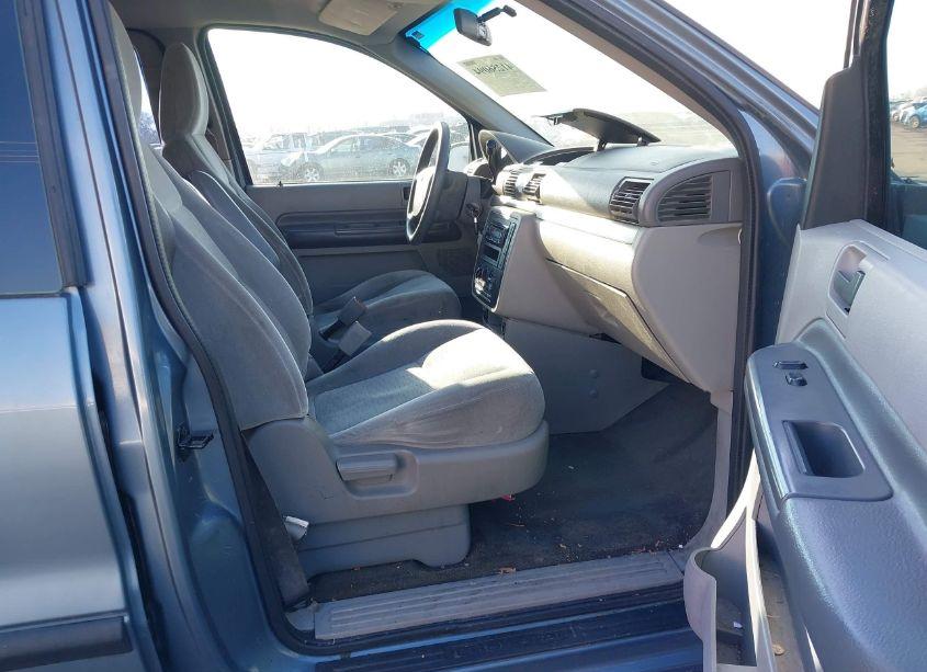 Photo 5 of 2004 Ford Freestar S (VIN 2FMZA50604BA56008)