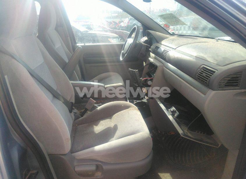 Photo 5 of 2004 Ford Freestar S (VIN 2FMZA50624BB28178)