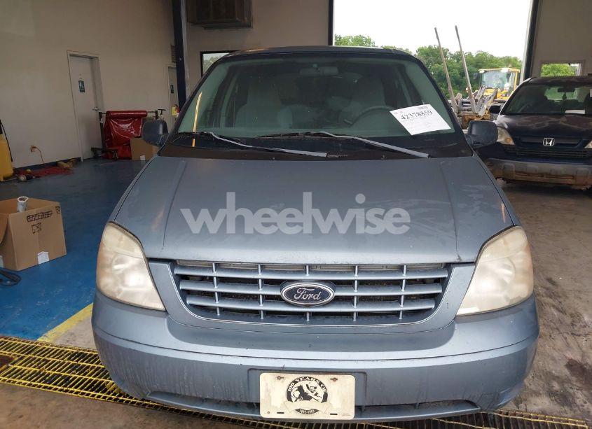 Photo 6 of 2005 Ford Freestar S (VIN 2FMZA50685BA79604)