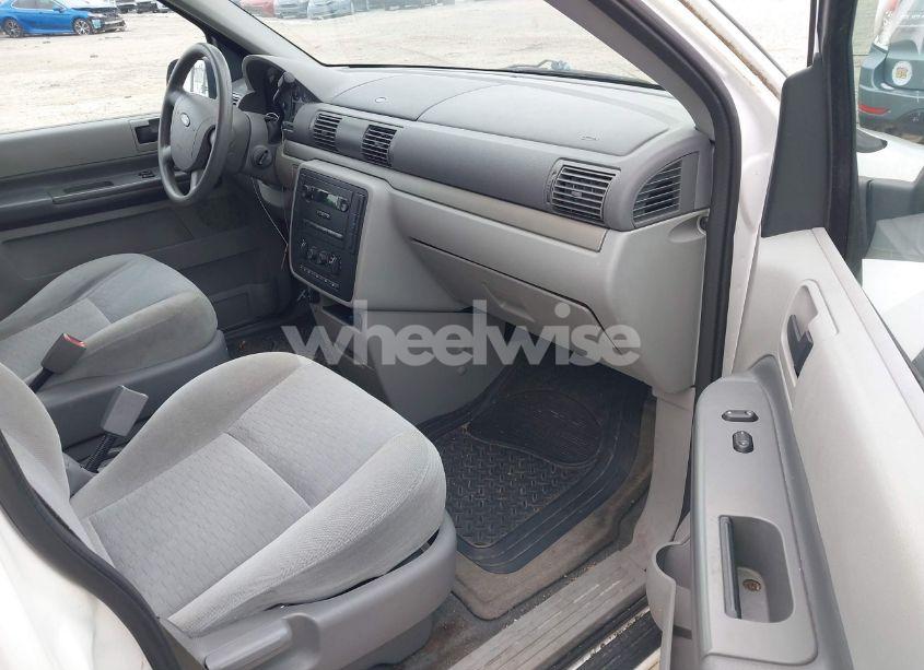 Photo 5 of 2004 Ford Freestar S (VIN 2FMZA50694BB24306)