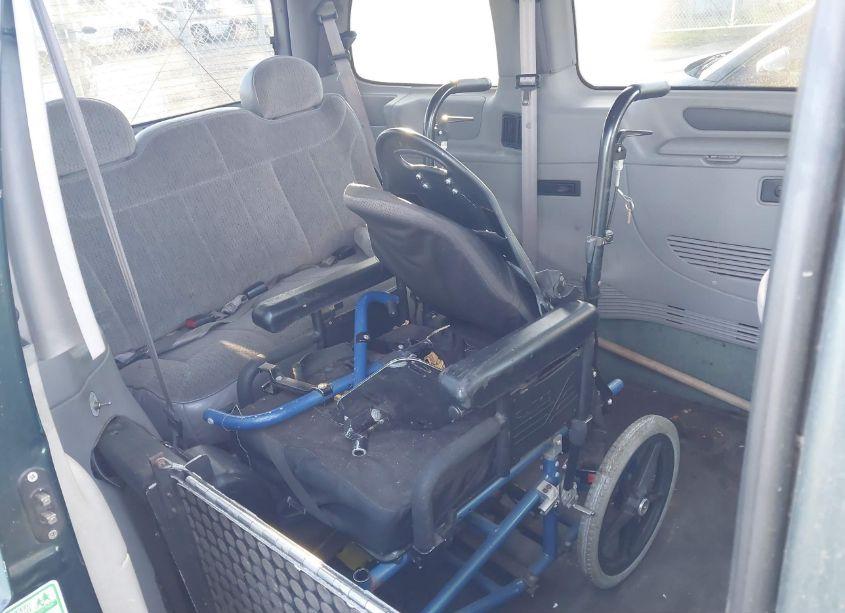 Photo 8 of 1998 Ford Windstar GL/LIMITED/LX (VIN 2FMZA5140WBC59268)