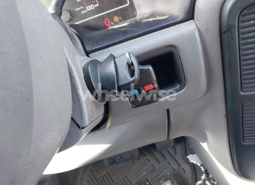 Photo 11 of 2000 Ford Windstar LX (VIN 2FMZA5147YBA12767)