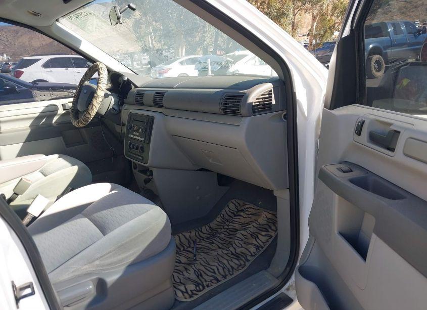 Photo 5 of 2006 Ford Freestar SE (VIN 2FMZA51616BA02380)