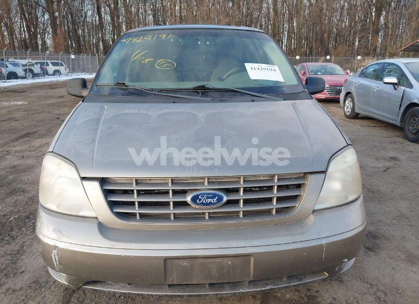Photo 12 of 2005 Ford Freestar SE (VIN 2FMZA51645BA05742)