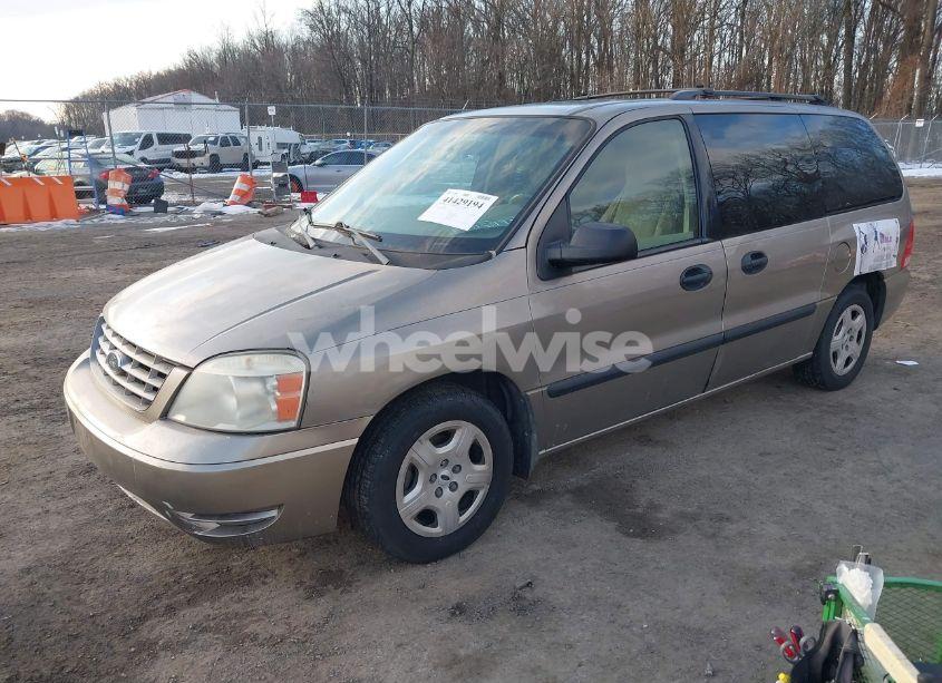 Photo 2 of 2005 Ford Freestar SE (VIN 2FMZA51645BA05742)