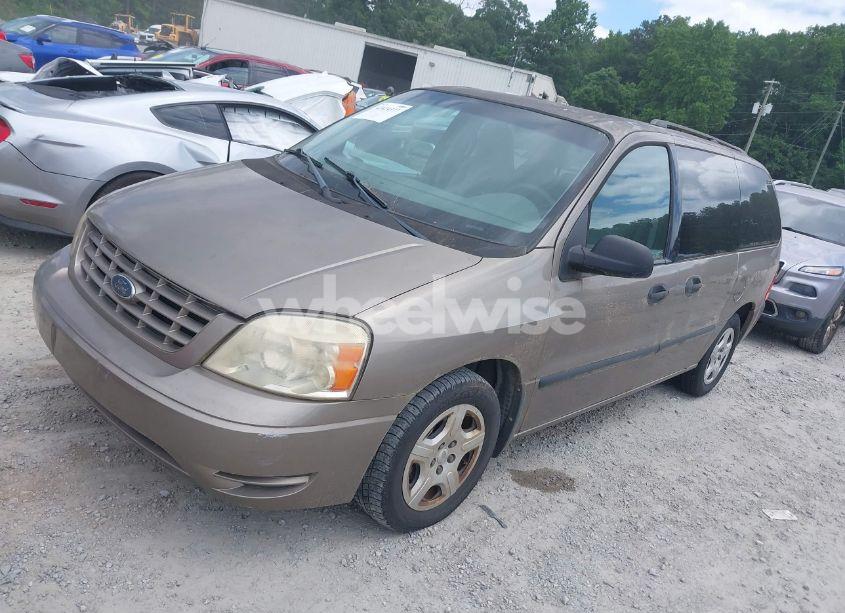 Photo 2 of 2005 Ford Freestar SE (VIN 2FMZA51645BA56383)