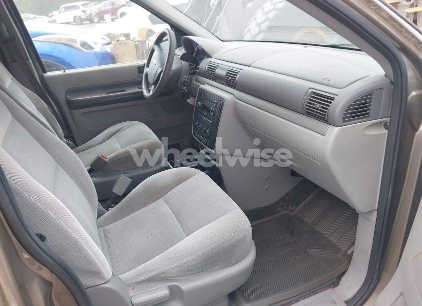 Photo 5 of 2005 Ford Freestar SE (VIN 2FMZA51645BA56383)