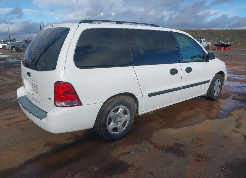 Photo 4 of 2005 Ford Freestar SE (VIN 2FMZA51645BA58540)