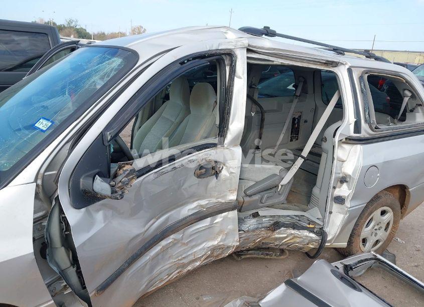 Photo 6 of 2004 Ford Freestar SE (VIN 2FMZA51664BA20144)