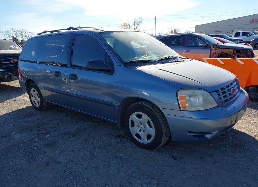 2005 Ford Freestar SE (VIN 2FMZA51675BA01099) main photo