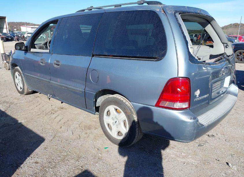 Photo 3 of 2005 Ford Freestar SE (VIN 2FMZA51675BA01099)