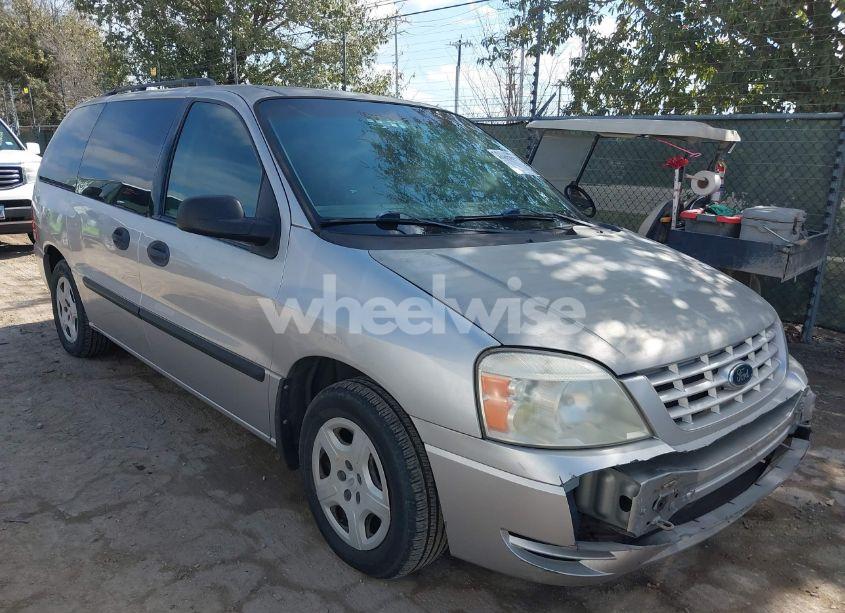 2005 Ford Freestar SE (VIN 2FMZA51685BA03136) main photo