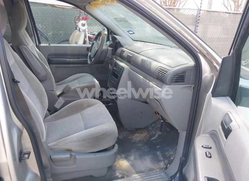 Photo 5 of 2005 Ford Freestar SE (VIN 2FMZA51685BA03136)