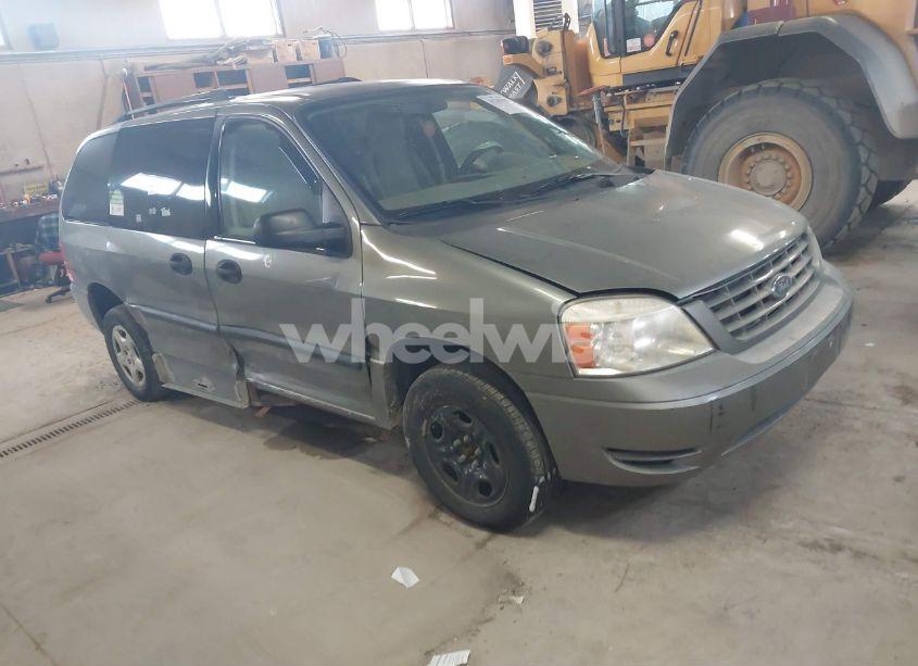 2006 Ford Freestar SE (VIN 2FMZA51696BA43601) main photo