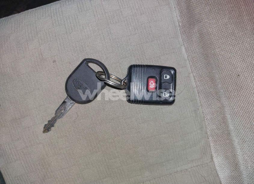 Photo 11 of 2006 Ford Freestar SE (VIN 2FMZA51696BA43601)