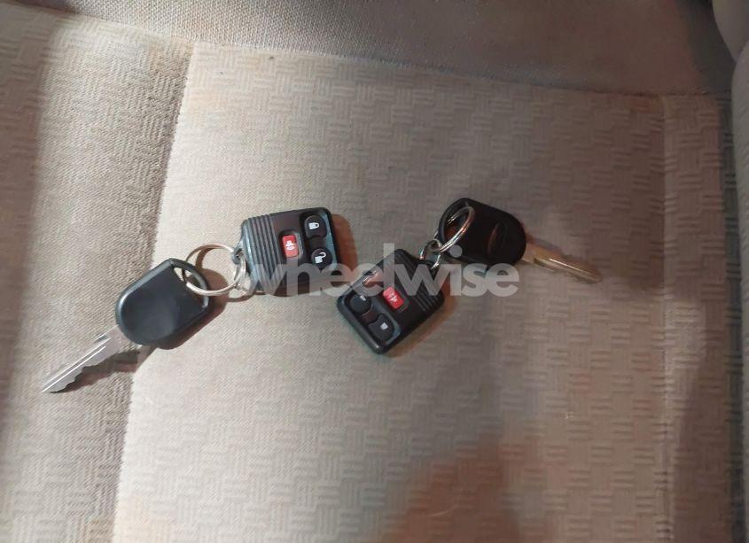 Photo 11 of 2005 Ford Freestar SEL (VIN 2FMZA52225BA28027)