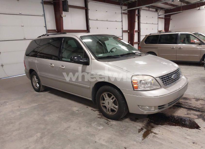 2004 Ford Freestar SEL (VIN 2FMZA52234BA15883) main photo