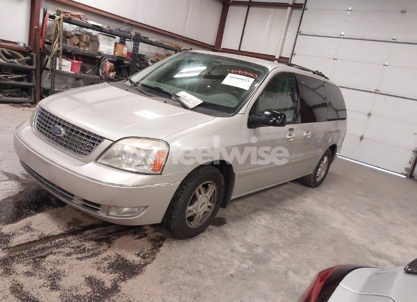 Photo 2 of 2004 Ford Freestar SEL (VIN 2FMZA52234BA15883)