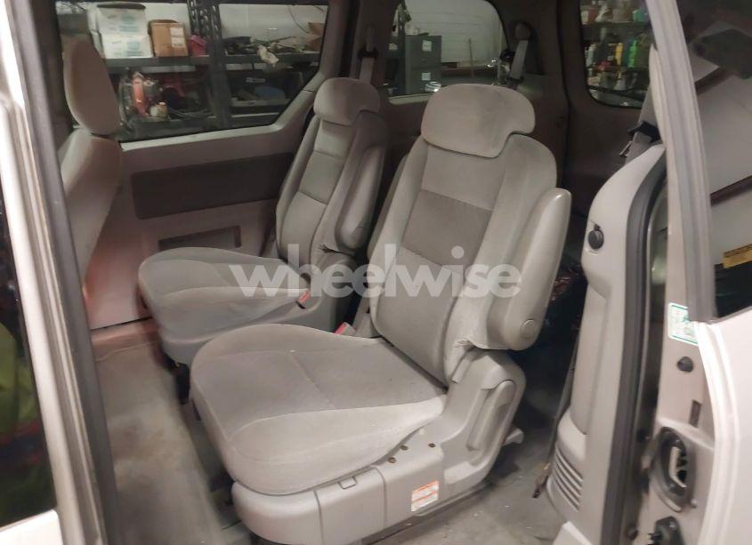 Photo 8 of 2004 Ford Freestar SEL (VIN 2FMZA52234BA15883)