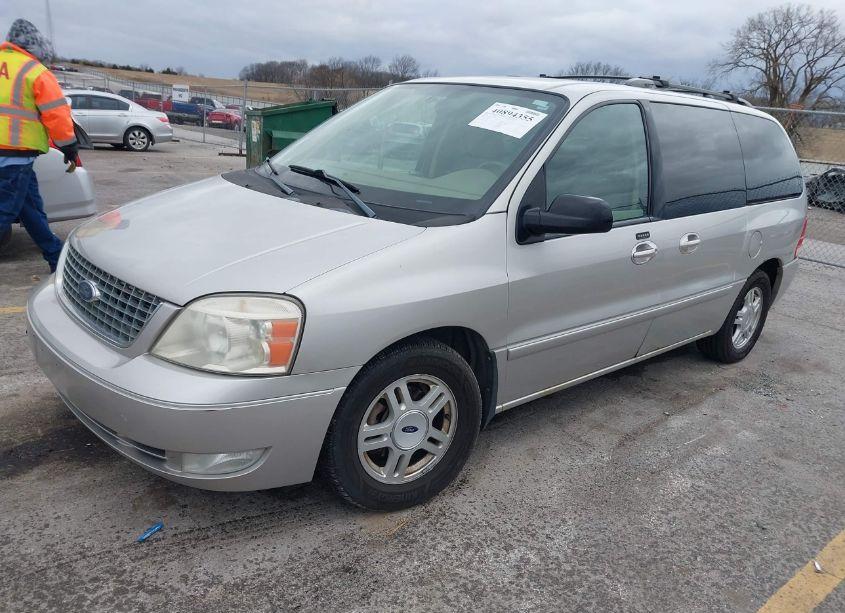 Photo 2 of 2004 Ford Freestar SEL (VIN 2FMZA52244BB16270)
